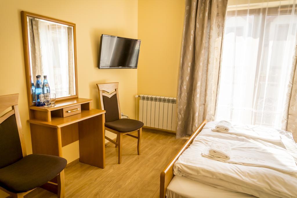 Hotel Pensjonat Nad Zalewem Stare Miasto  Habitación foto