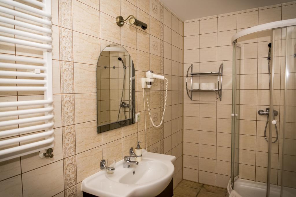 Hotel Pensjonat Nad Zalewem Stare Miasto  Habitación foto