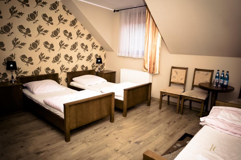 Hotel Pensjonat Nad Zalewem Stare Miasto  Habitación foto